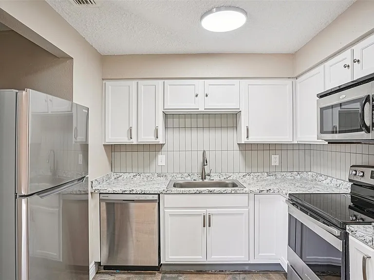 119 Georgetown D Dr #D — Photo 4
