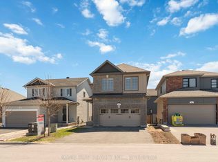 95 Shinny Ave, Ottawa, ON K2V 0G5