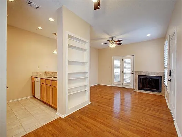 3011 Fruth St #301 — Photo 12