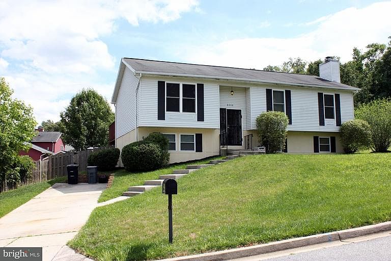 1st image of 8205 Selkirk Ct