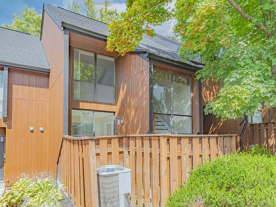 1st image of 4832 Crazy Horse Ln #4