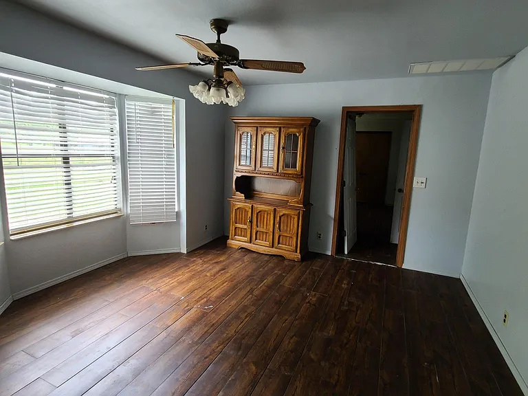8424 S 353rd East Ave — Photo 4