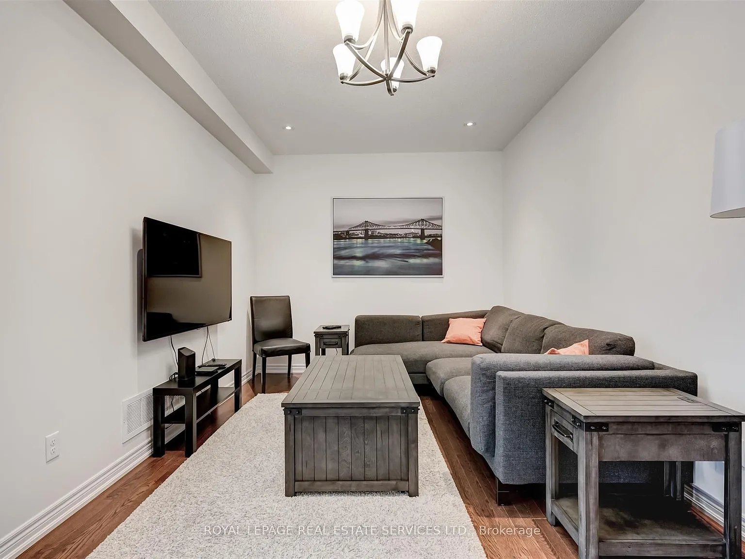 4 bed, $4,200 — Photo 4