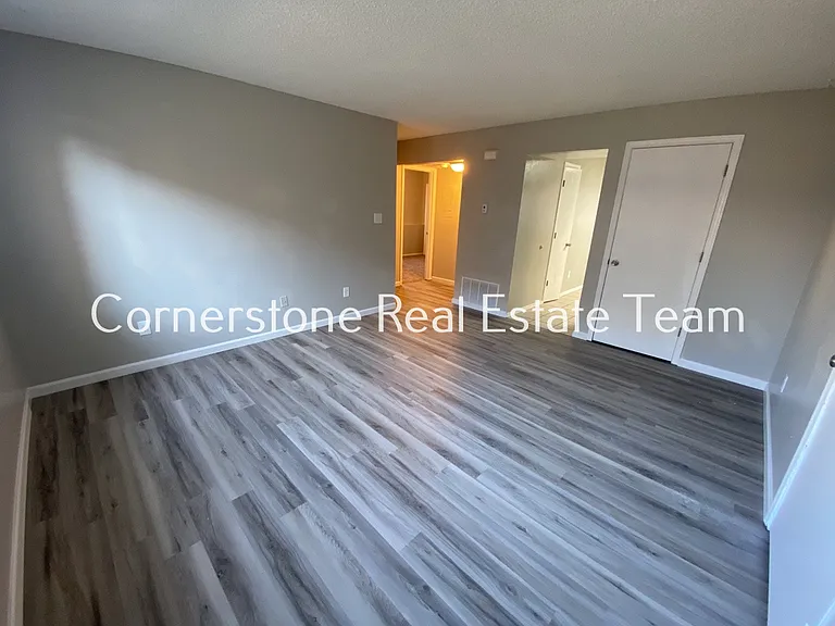 2627 E Uintah St #A — Photo 2