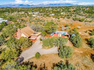 4 Inca Ln, Los Alamos, NM 87547