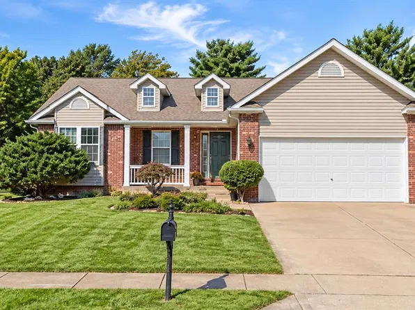 2717 Cabin Creek Ct, Edwardsville, IL 62025