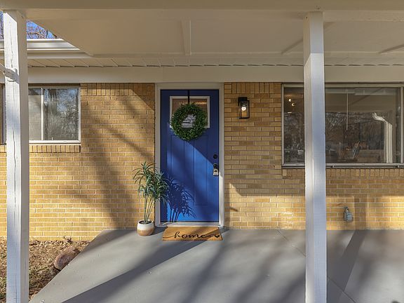 3rd image of 640 W Stop 11 Rd