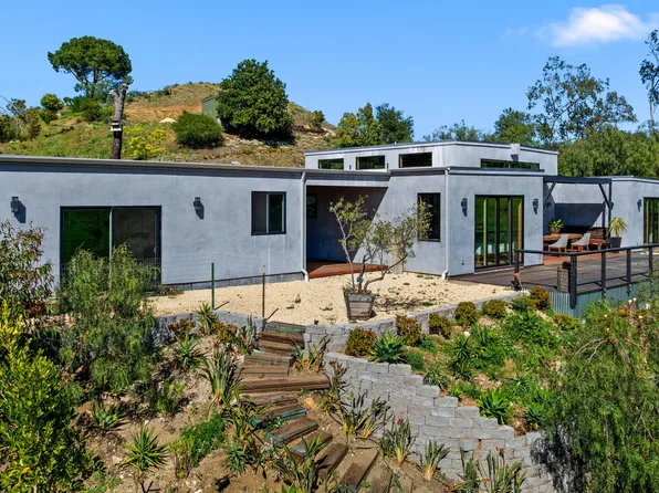 33064 Decker School Rd, Malibu, CA 90265