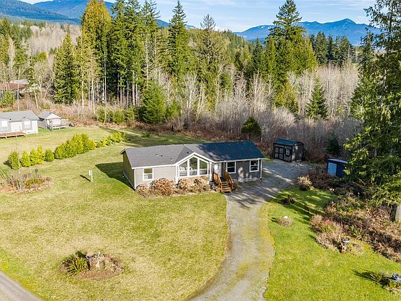 2nd image of 8189 Memory Lane