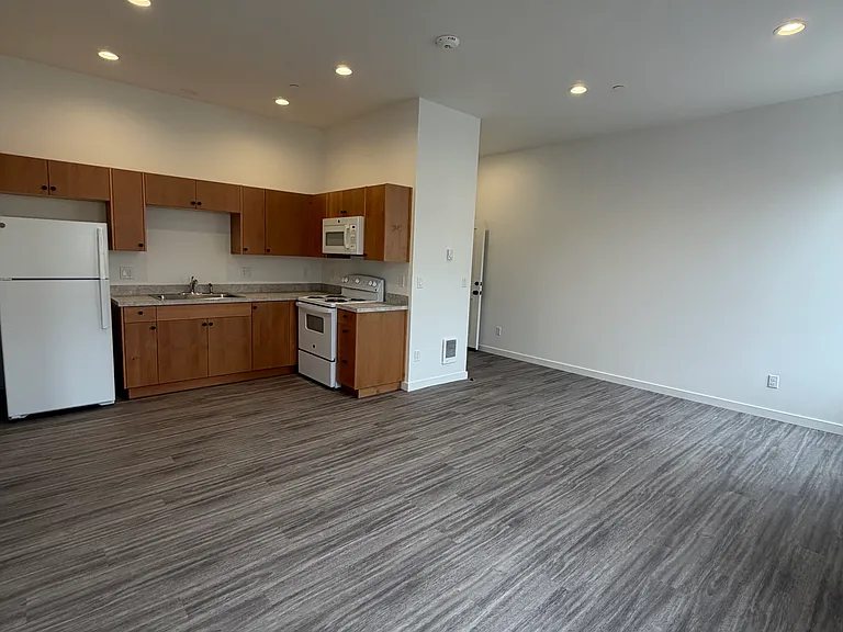 115 Main Ave #202 — Photo 3