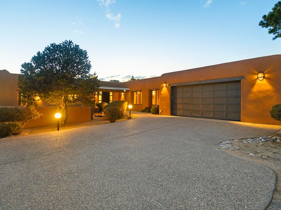 1st image of 72 Pinon Hill Pl NE