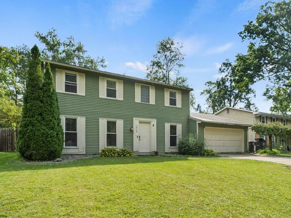 1916 Kendawa Dr, Fort Wayne, IN 46815