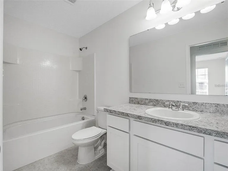 130 Mandovi St — Photo 8