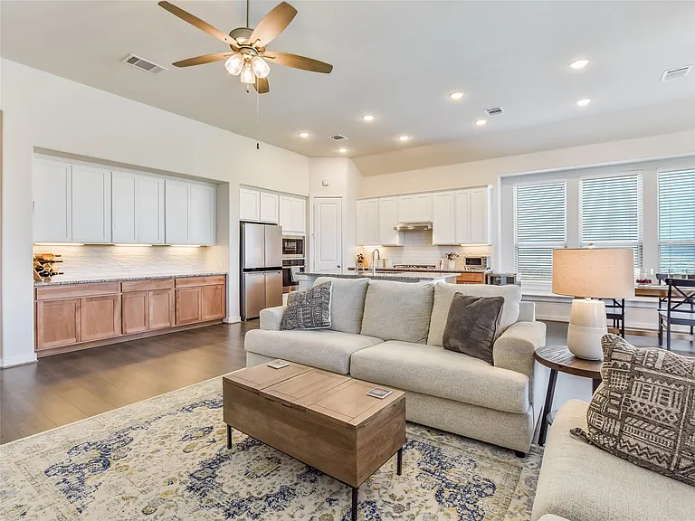 421 Teakmill Trl — Photo 6