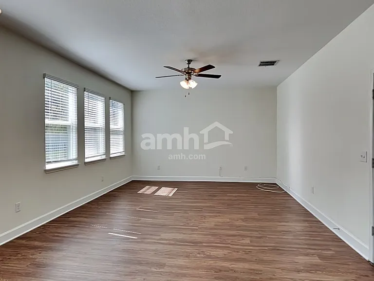 2819 Wilder Meadows Ln — Photo 7