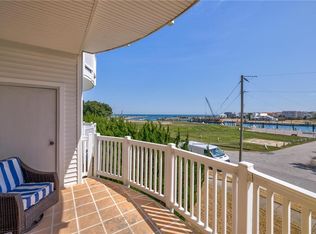 400 Rudee Point Rd APT 103, Virginia Beach, VA 23451