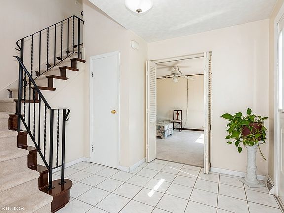 2nd image of 2710 Diamond Ct