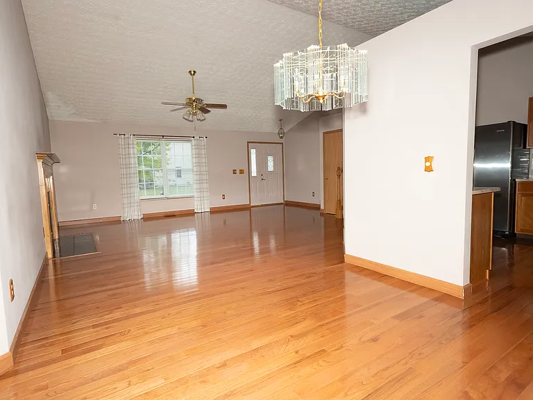 7872 Waggoner Run Dr — Photo 11