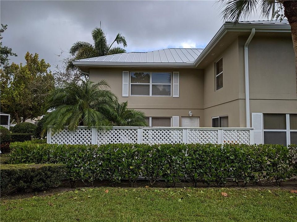 1st image of 2923 SW Lakemont Pl