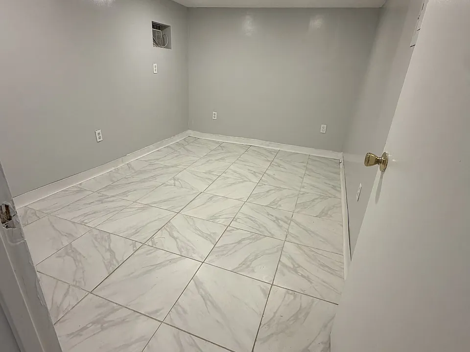 47 Chester Ave #1
