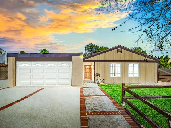 28038 Lakehurst Ave, Santa Clarita, CA 91351