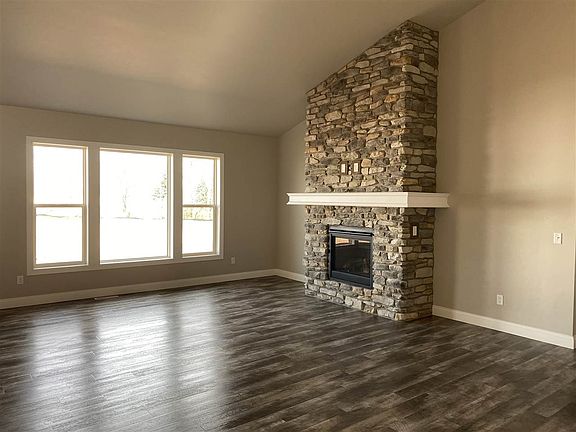 2nd image of 1769 Meadowland Ct