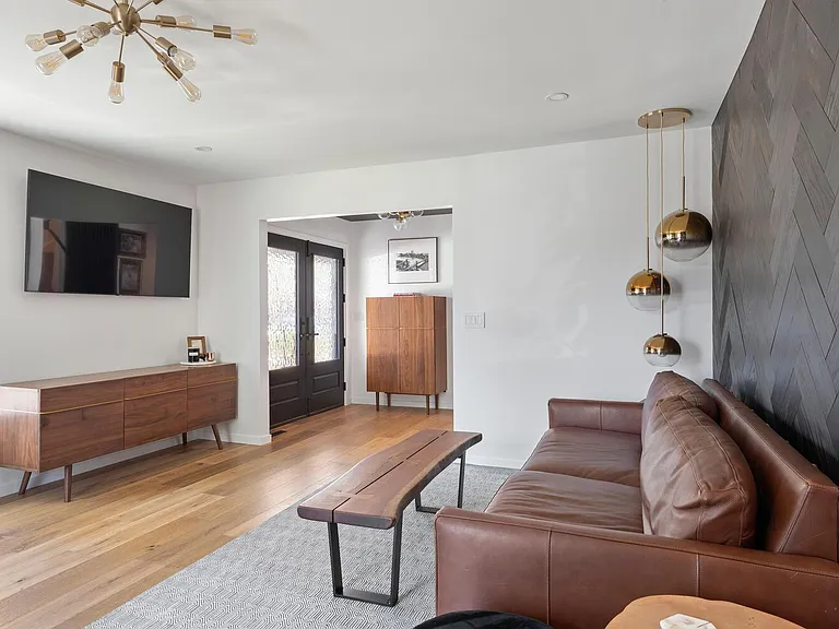 10021 E Grand Ave — Photo 7