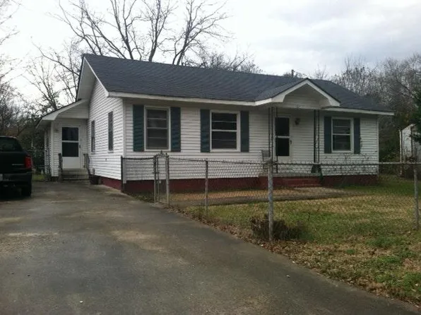 121 Vinson Dr, Warner Robins, GA 31093