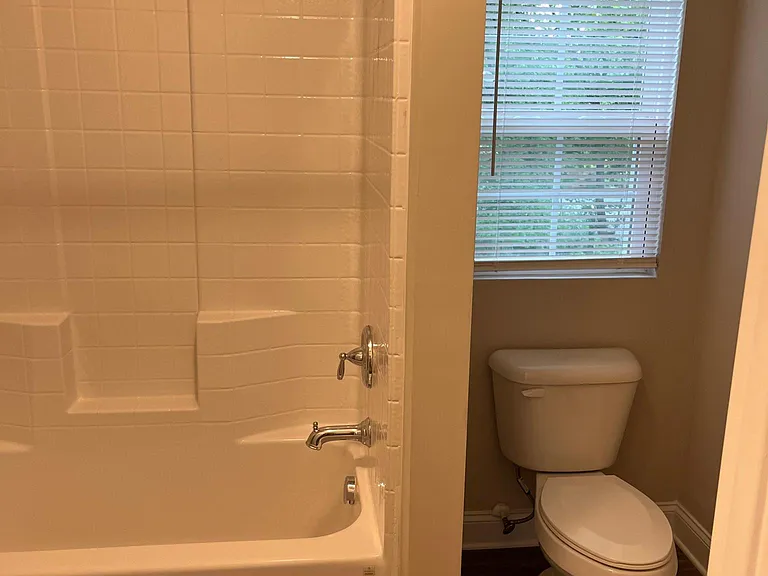 4959 Hillsboro Ave — Photo 13