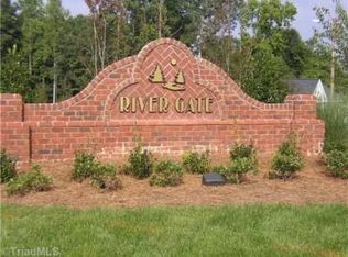 5780 Misty Meadows Ct, Clemmons, NC 27012