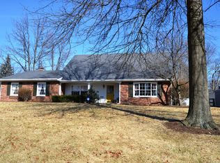 120 Summit Dr, Crestview Hills, KY 41017