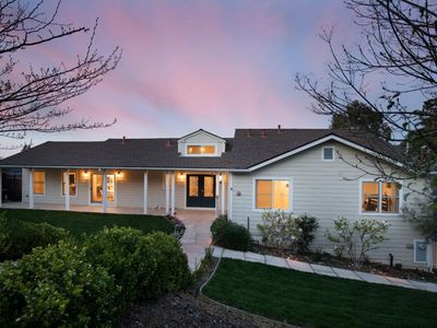 2660 Summit Dr, Burlingame, CA, 94010