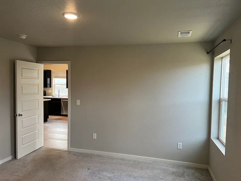 3313 Sandy Harbor Dr — Photo 3