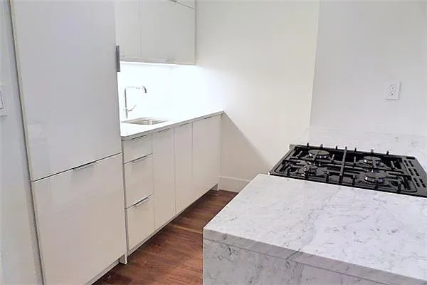 Rented by Bold New York | media 3