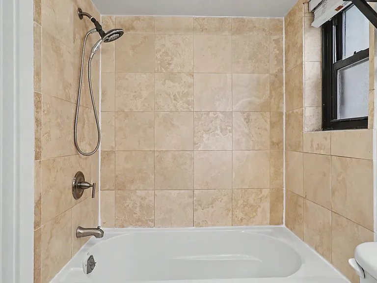 1300 K St SE #103 — Photo 12