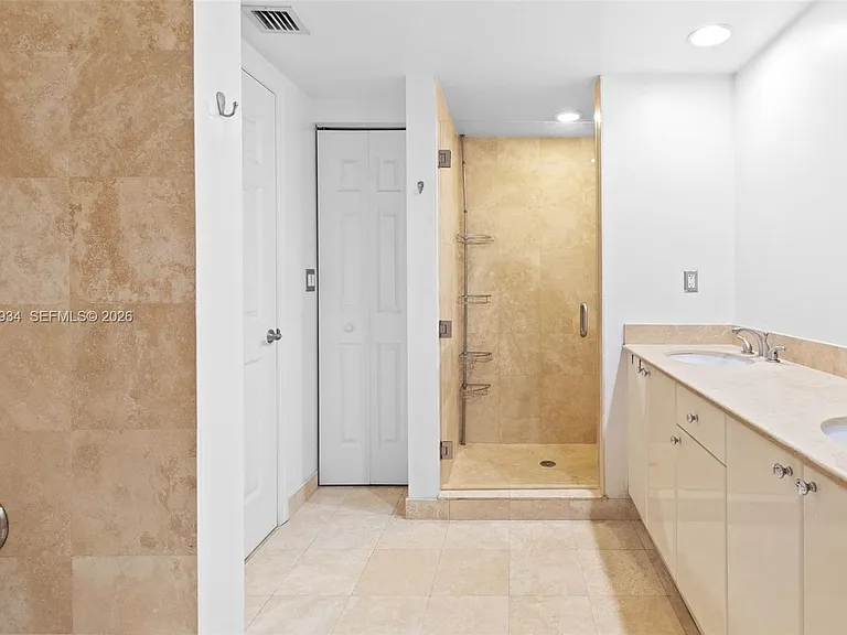 1755 Hallandale Beach Blvd #501E — Photo 16