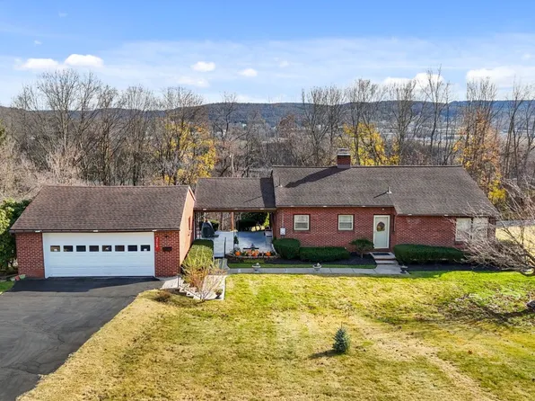 3710 Hoover Ave, Endwell, NY 13760