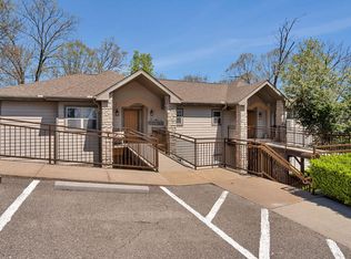 163 Oak Ln, Branson West, MO 65737