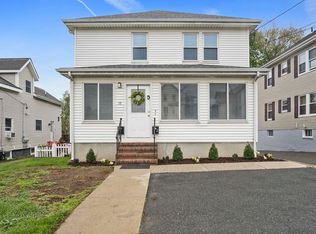 15 Margin St, Peabody, MA 01960