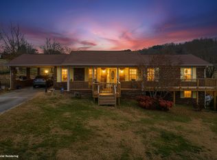3903 Emerald Ave, Morristown, TN 37814