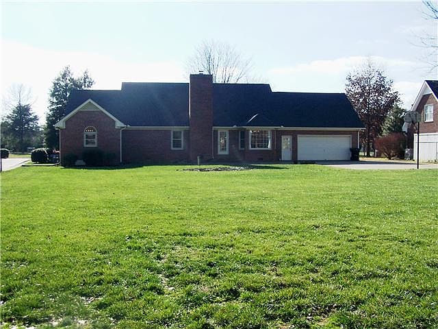 2nd image of 710 Princess Ct