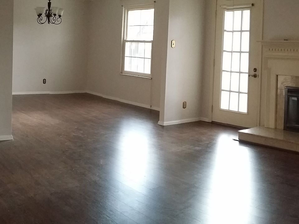 1st image of 15021 Claymoor Ct APT 10