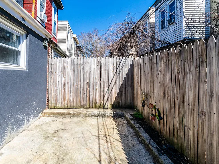 1829 N 27th St — Photo 13