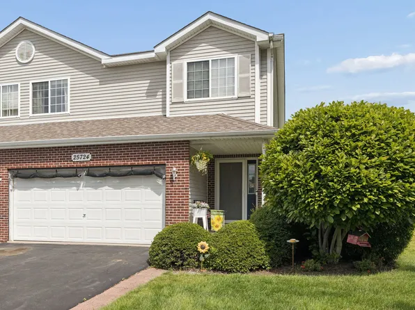 25724 S Red Stable Ln, Channahon, IL 60410