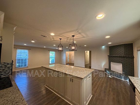 4th image of 106 Southampton Rd