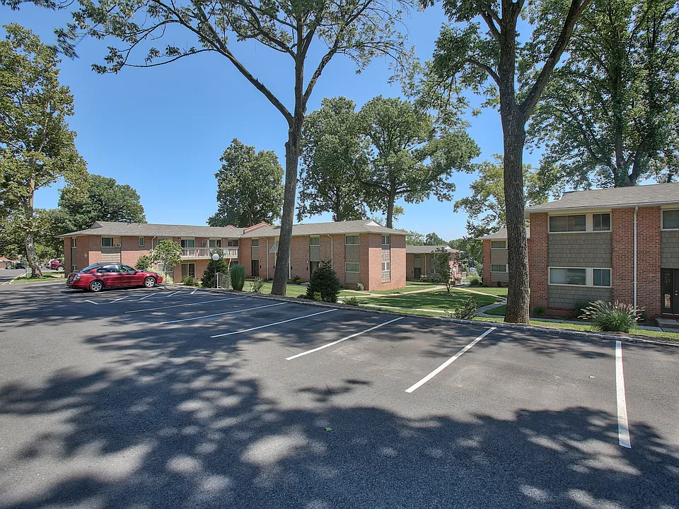 Greenbrook Gardens