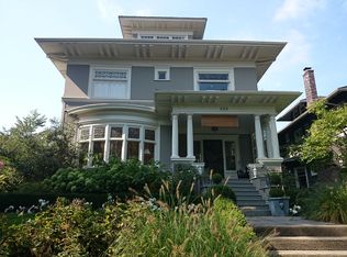 933 16th Ave E, Seattle, WA 98112