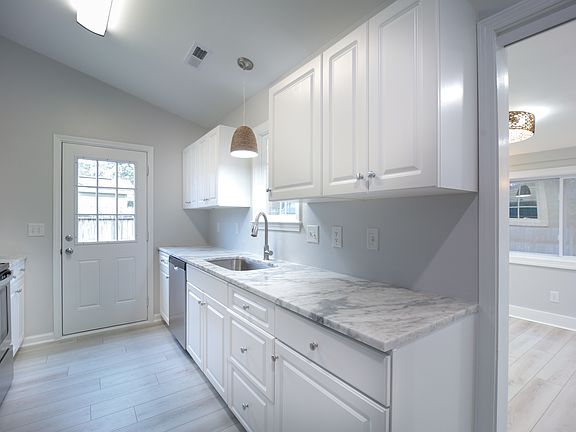 2nd image of 103 Osprey Cove Loop