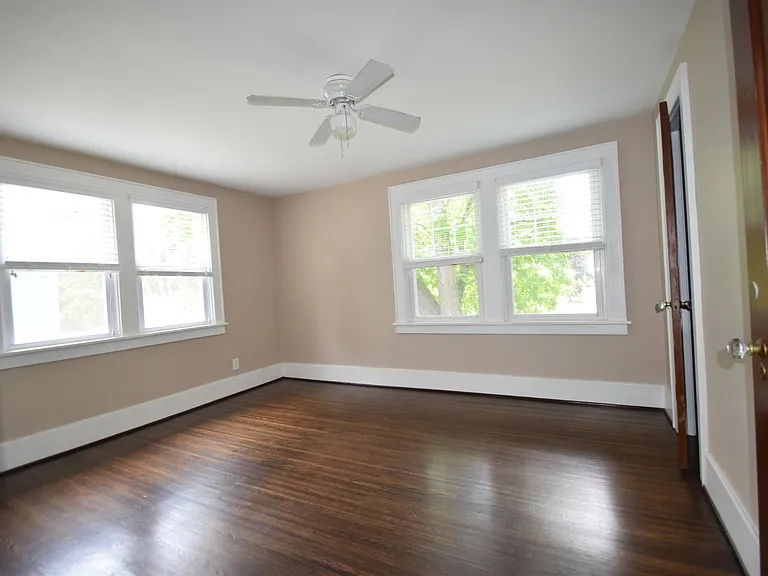 78 Hollywood Ave — Photo 13