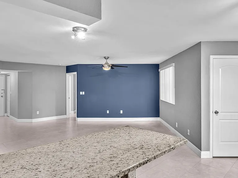 2881 N Oakland Forest Dr #105 — Photo 14